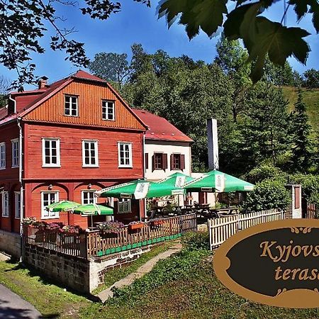 Penzion A Hostinec Kyjovska Terasa Krásná Lípa Exterior foto