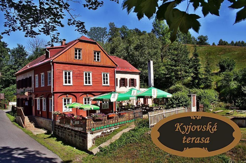 Penzion A Hostinec Kyjovska Terasa Krásná Lípa Exterior foto